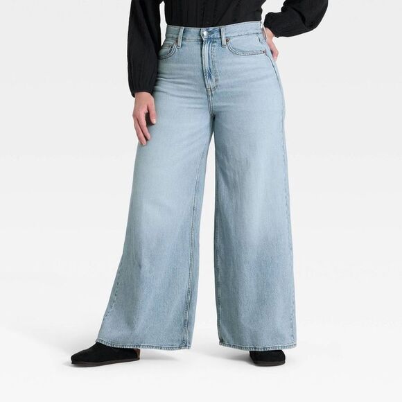 Universal Thread - Women's Highest-Rise Palazzo Wide Leg Jeans - Univ Light Wash - Picture 4 of 4